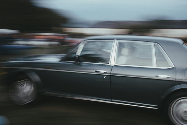 Impactos das novas leis de emissões de co2 na revolução do setor automotivo