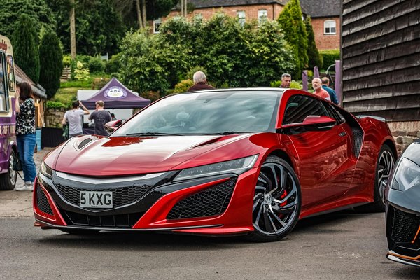 Essenciais a conferir ao alugar uma moto para aventuras de viagem